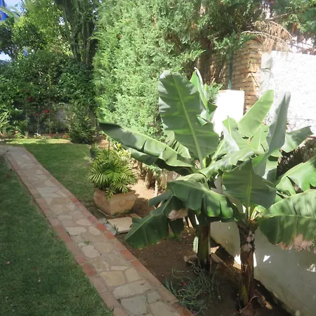 Dom wakacyjny Casa Santorini Las Chapas Marbella